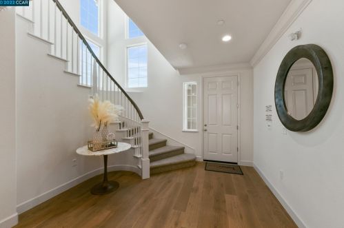 3210 Cortina Dr, West Pittsburg, CA 94565