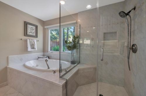 642 Colleen Dr, San Jose CA 95123-4509 exterior