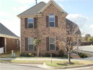 8689 Watercrest Dr, Millington, TN 38053-4536