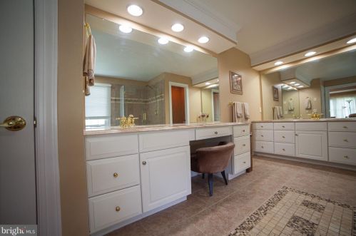 17 Maple Ln, Glen Mills PA  19342-2250 exterior