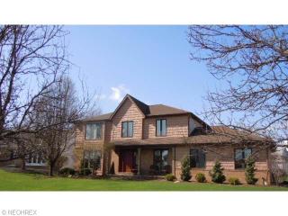16151 Acacia Dr, Cleveland, OH 44136-7430
