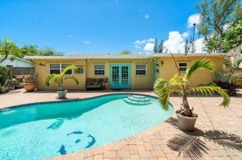 727 25th Ave, Boynton Beach, FL 33435-6737