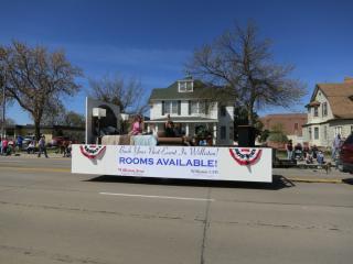 613 Main St, Williston ND  58801-5317 exterior