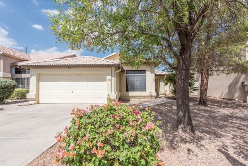 442 Cambridge St, Gilbert, AZ 85233-4211