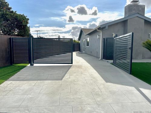 5961 Camber Dr, San Diego CA 92117-4142 exterior