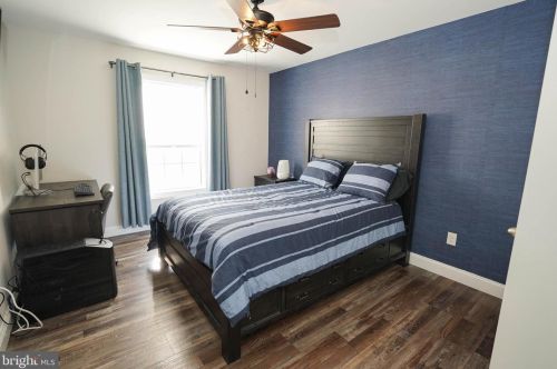 2 Highland Dr, Seaford DE  19973-4827 exterior