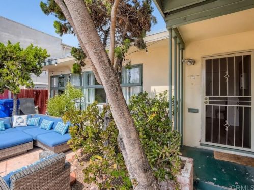 4083 Kendall St, San Diego CA 92109-6505 exterior