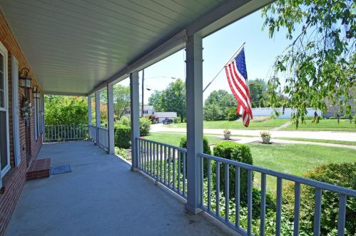18 Andrew Cir, Newport, KY 41076-1888