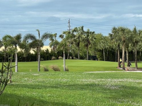 279 Albi Rd, Naples, FL 34112-3113