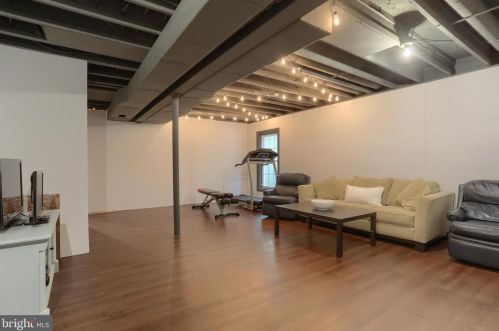 302 Witwer Way, Mount Joy PA  17552-1162 exterior