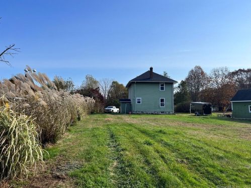 176 Roosevelt Ave, Norwich CT  06360-3346 exterior