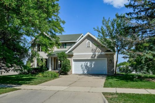 1017 Morraine View Dr, Madison, WI 53719-3016
