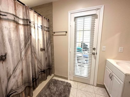 2062 Floresta Dr, Fort Pierce FL  34984-4706 exterior