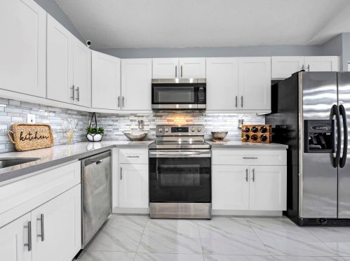 16355 23 St, Hollywood FL  33027-4406 exterior