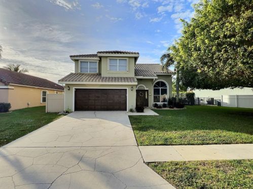 8569 Tourmaline Blvd, Boynton Beach, FL 33472-2421