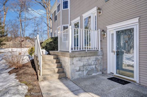 1803 Cypress Ln, East Brunswick, NJ 08816-5269