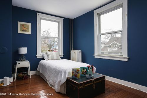 38 Mount Ave, Atlantic Highlands NJ  07716-1236 exterior