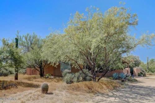 6735 Dove Valley Rd, Cave Creek, AZ 85331-5305