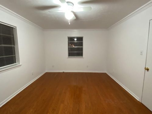 817 Edgehill Dr, Hurst, TX 76053-4205