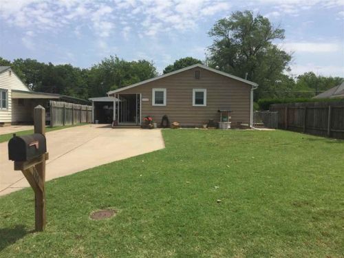 1117 Jefferson Ave, Riverdale, KS 67152-4352