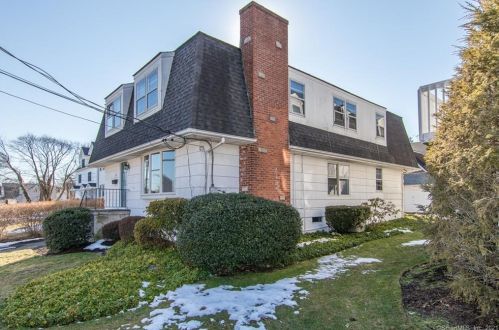 57 Dean St, Stamford, CT 06902-6204