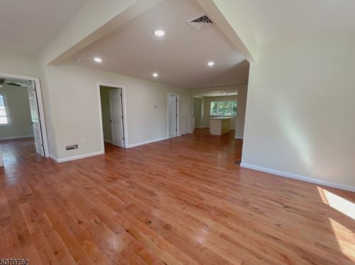 14 Maple St, Lincoln Park NJ  07035-2414 exterior