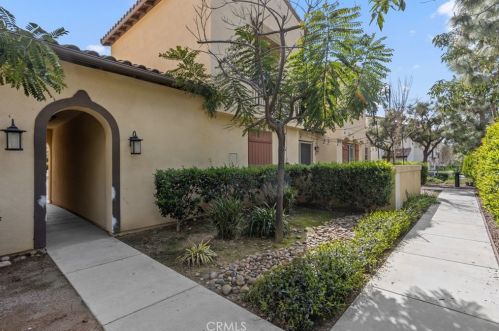 1674 Fairlead Ave, Carlsbad, CA 92011-3607