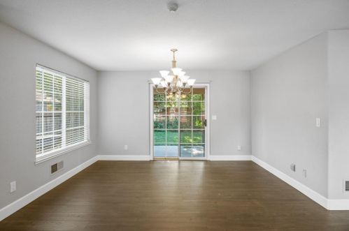 1840 Paddock Ln, Turlock CA  95382-2958 exterior