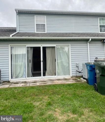 28 Southpoint Dr, Navy Sup Dpt, PA 17055-4270