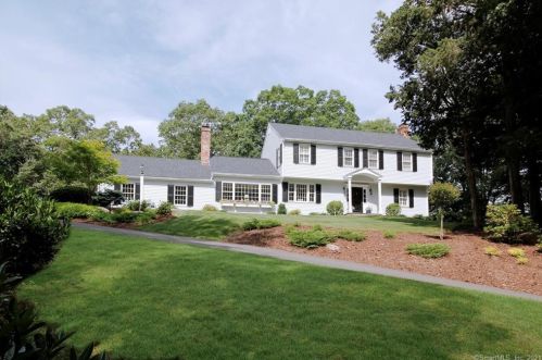 141 Half Mile Rd, Southport, CT 06890-1017