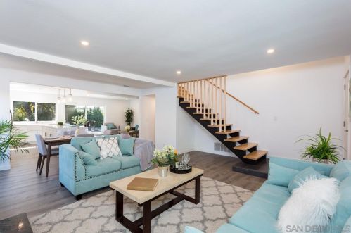 4137 Auburn Ave, Oceanside CA  92056-6018 exterior