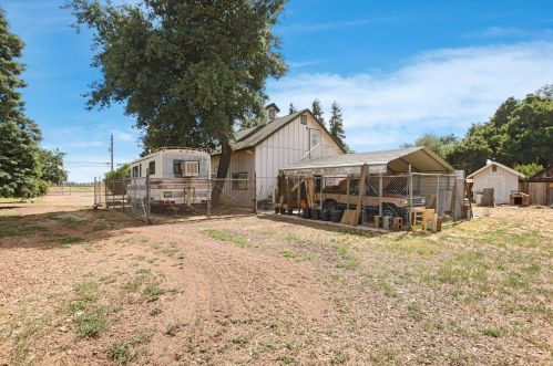 5057 Harney Ln, Lodi CA  95240-6922 exterior