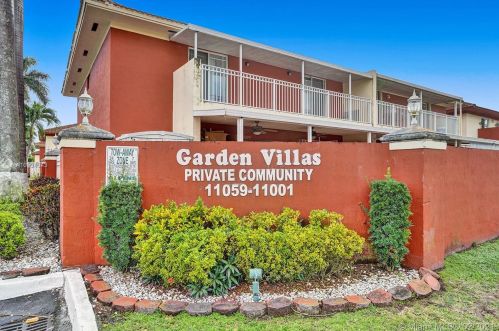 11033 Okeechobee Rd, Hialeah FL  33018-4253 exterior