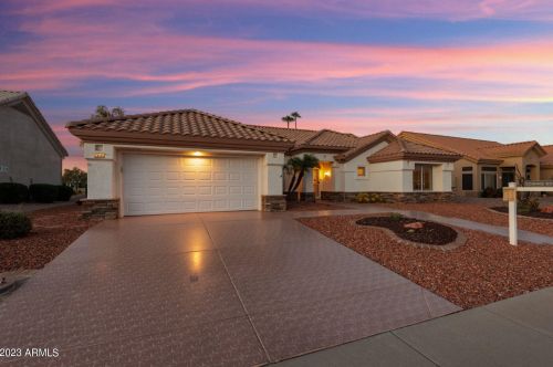 14326 Parada Dr, Sun City, AZ 85375-2117