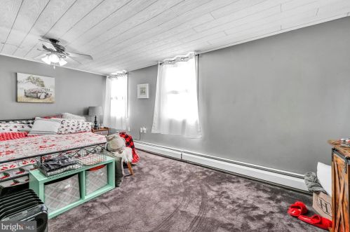 594 Valley Rd, Primrose PA  17901-8852 exterior