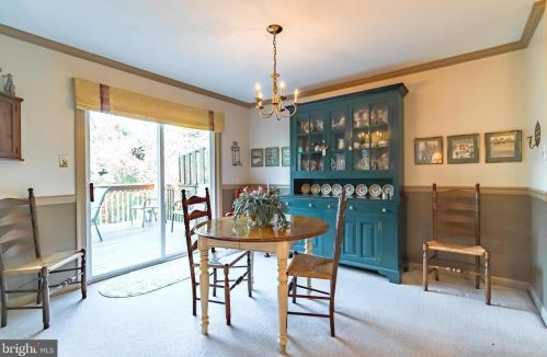 1144 Oxford Cir, Lansdale PA 19446-6652 exterior