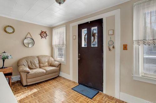 3187 Parsifal Pl, Bronx, NY 10465-1362