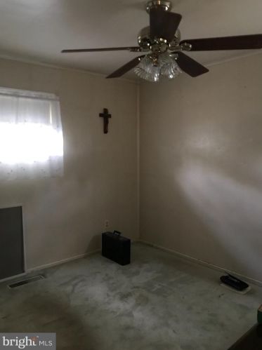 310 Maple Ave, Southampton PA  18966-3236 exterior