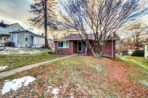 404 7th Ave, Beaver Falls, PA 15010-3246