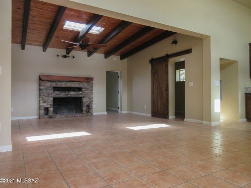 99 River Rd, Nogales, AZ 85621-9712