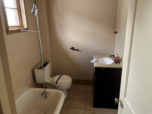 4614 5th Ave, Beaver Falls PA  15010-3320 exterior