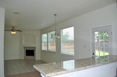 7801 Hidden Path Ln, Denton TX  76210-7131 exterior