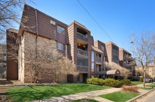 2610 Garfield Ave, Minneapolis MN  55408-1337 exterior