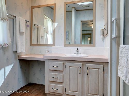 7574 Cedar Bark Rd, Sebastian FL  32976-7747 exterior