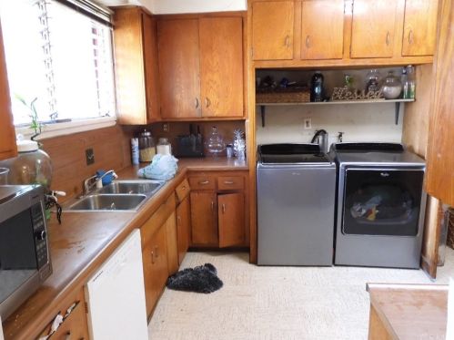 2074 Stockwell St, Compton CA 90222-2514 exterior