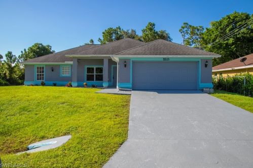 5213 Lee St, Lehigh Acres, FL 33971-1530