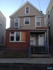 362 Badger Ave, Newark NJ  07112-2744 exterior