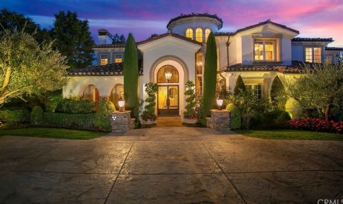 19092 Mesa Dr, Orange, CA 92861-1325
