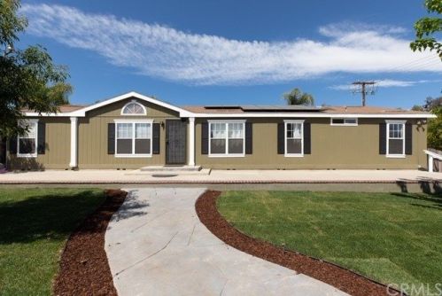 18495 Darin Dr, Perris CA  92570-9187 exterior