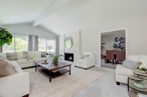 23109 Cerise Ave, Torrance, CA 90505-3148